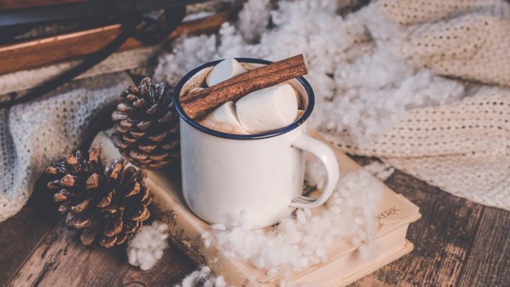 Kombinér det praktiske og festlige til julebordet