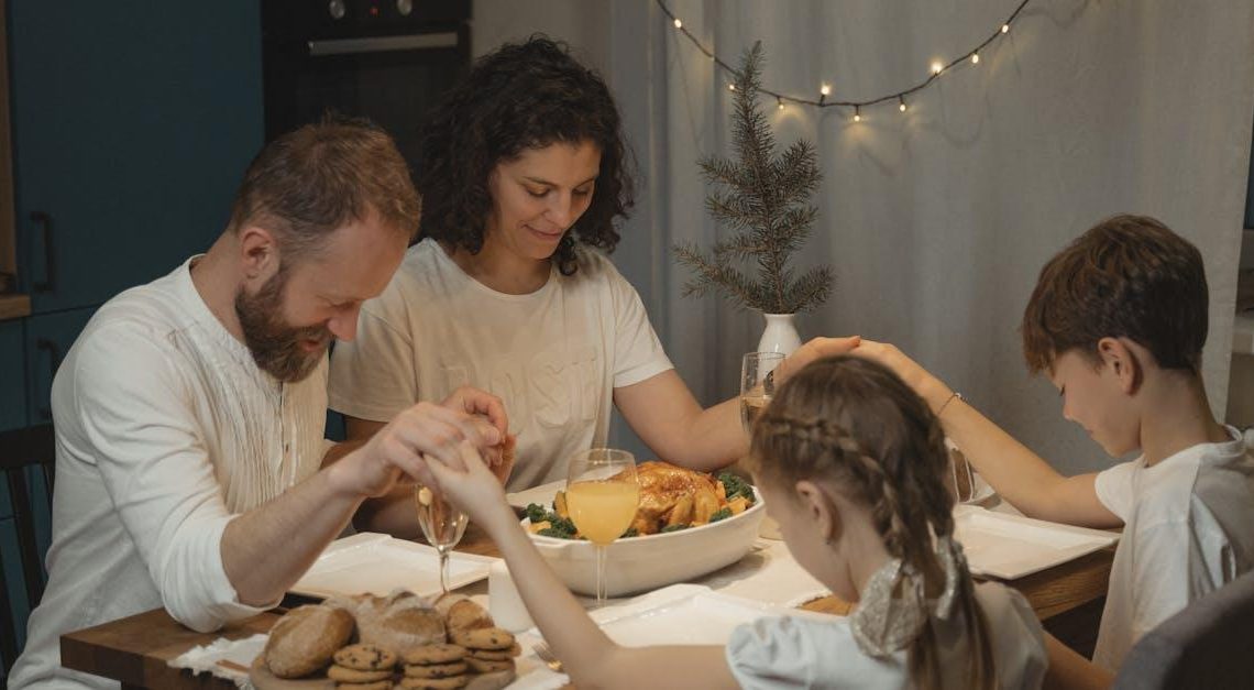 Nytårspynt: Inspiration til festlig borddækning og dekoration